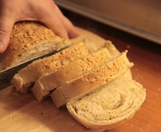 Italialainen Tortano-leipä - Italian Tortano bread