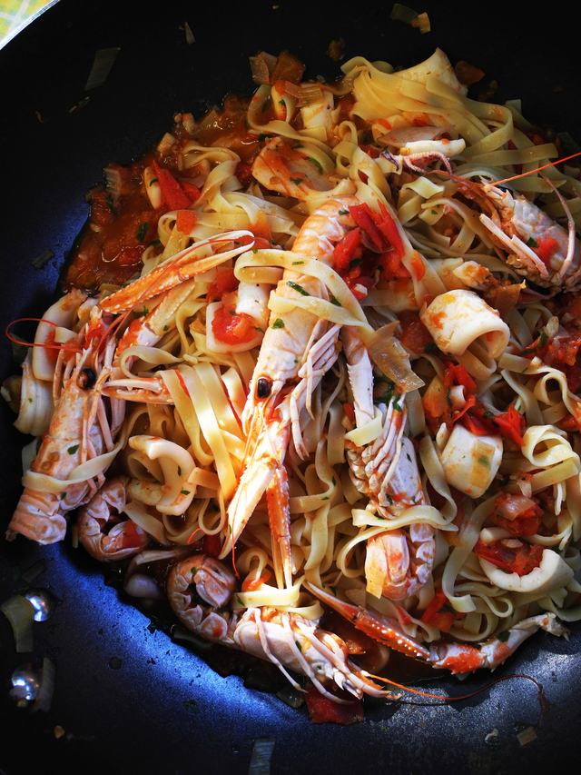 Adriatic Seafood Pasta / Jadranska tjestenina s plodovima mora / Adrianmeren herkut pastan kera