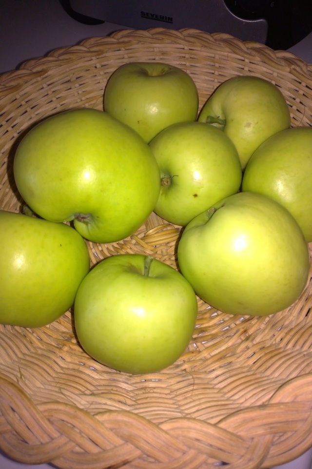 Lasten helppo omenapiirakka
