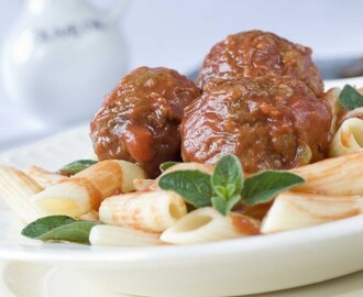 Lihapullia ja pastaa - Polpette della nonna Antonia