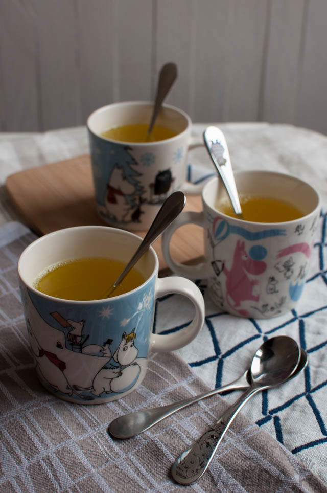 Turmeric Ginger Tea with Lemon