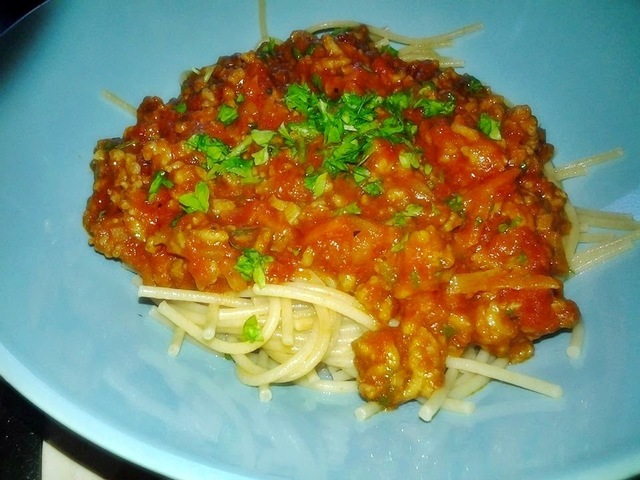 Spaghetti & kastike
