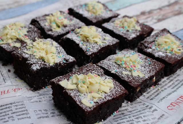 Kahden suklaan brownies