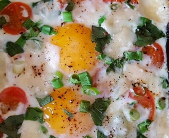 Uunimunat italialaisittain – Italian-style baked eggs