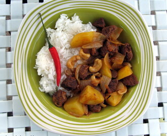 Nautaa ja Massaman currya (Masaman curry nya)