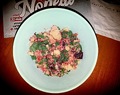 Punajuuri-Couscous salaatti lehtikaalilla