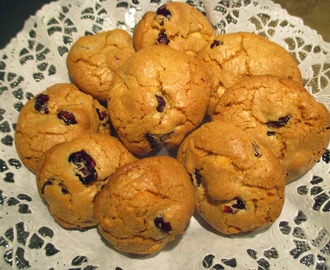 Karpalo-valkosuklaa cookies