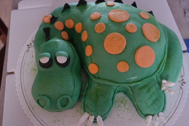 Dinosaurus-kakku