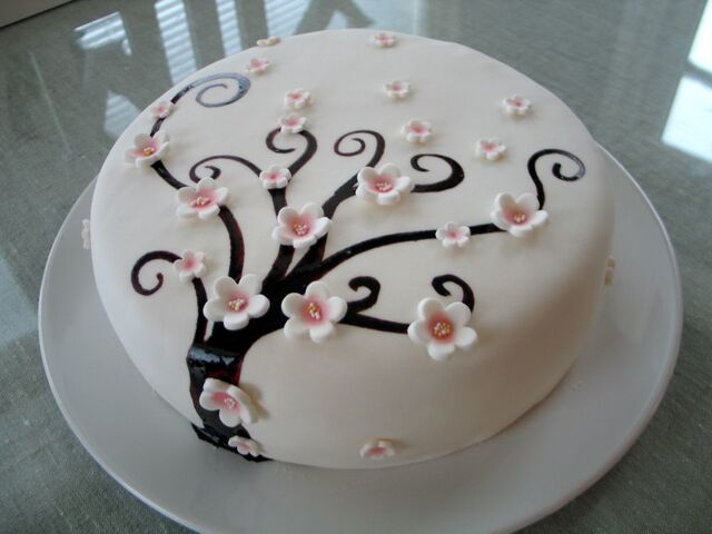Kirsikkapuu-kakku