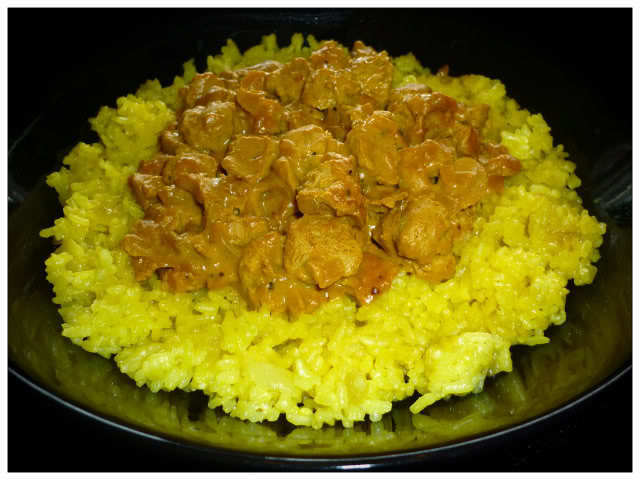 Intialainen soijakorma & keltainen riisi