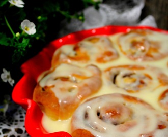 Cinnamon rolls