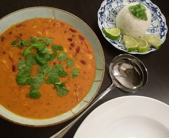 Feijoada, goalainen mustasilmäpap-kookosmaitoumuhennos/Feijoada, Goan Black Eyed Peas and Coconut Mikl Stew