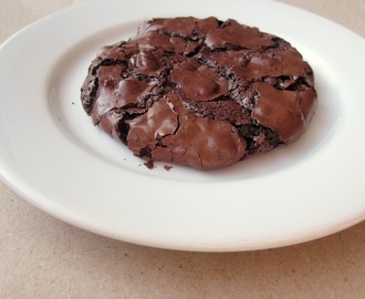 Jauhottomat suklaakeksit - Flourless Chocolate Cookies
