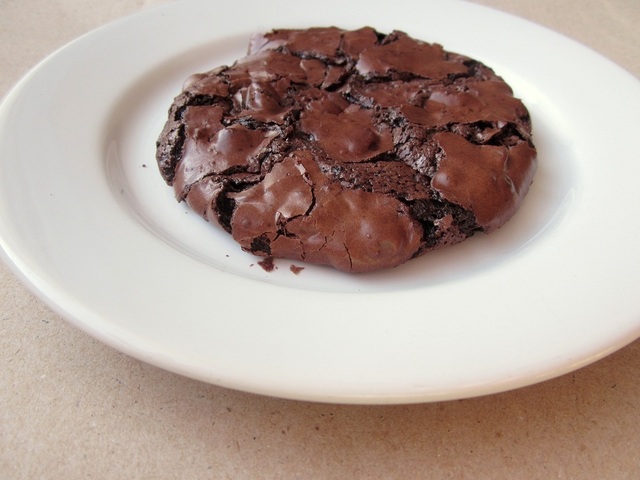 Jauhottomat suklaakeksit - Flourless Chocolate Cookies
