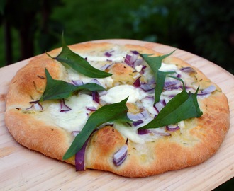 Valkoinen pizza