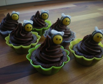 Mehiläis-cupcakes