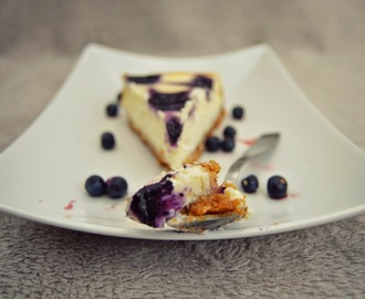 Mustikka-juustokakku / Blueberry cheesecake