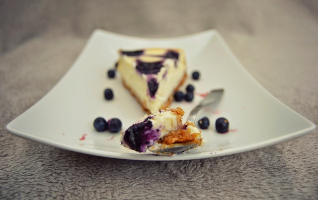 Mustikka-juustokakku / Blueberry cheesecake