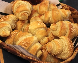 Vuohenjuustocroissantit