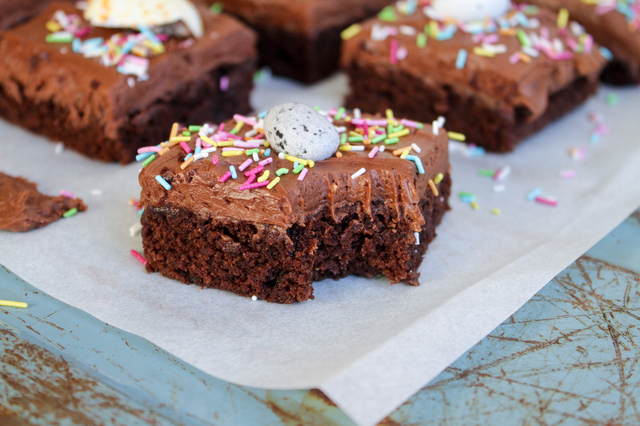 Chokladbrownies med frosting