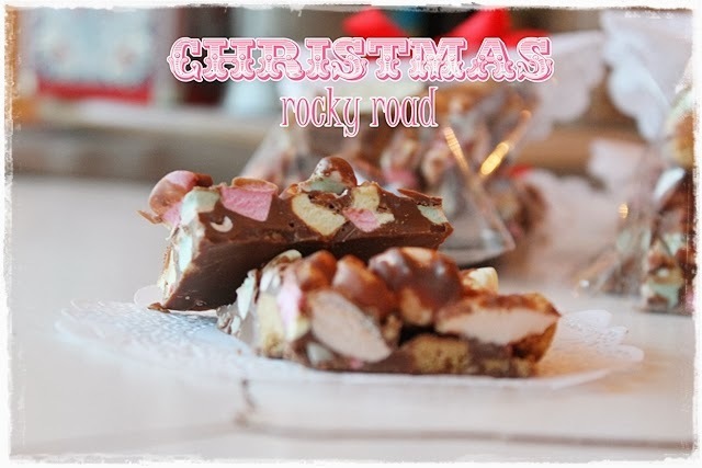 DIY: Christmas rocky road