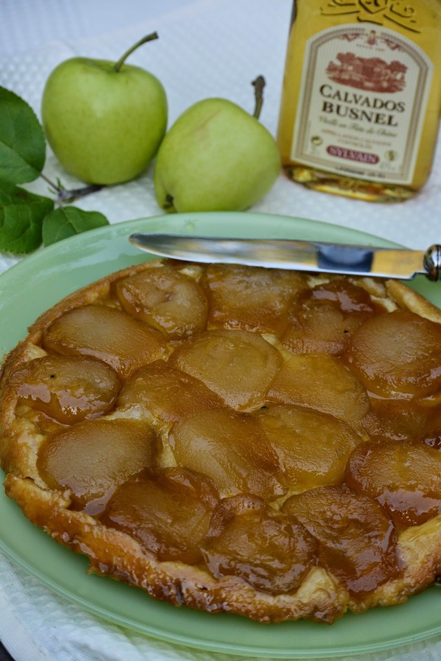 Tarte Tatin omenasta