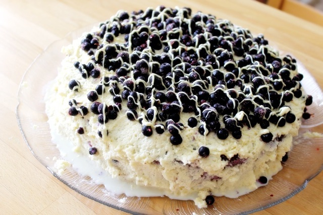blueberry double chocolate-cake