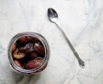 Balsamico-salottisipulit | Shallots in balsamic vinegar