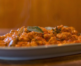 Intialainen kanacurry - Murgh Ka Salan -