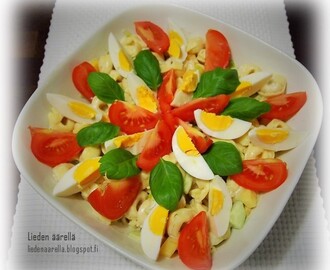 Tortellini-salaatti