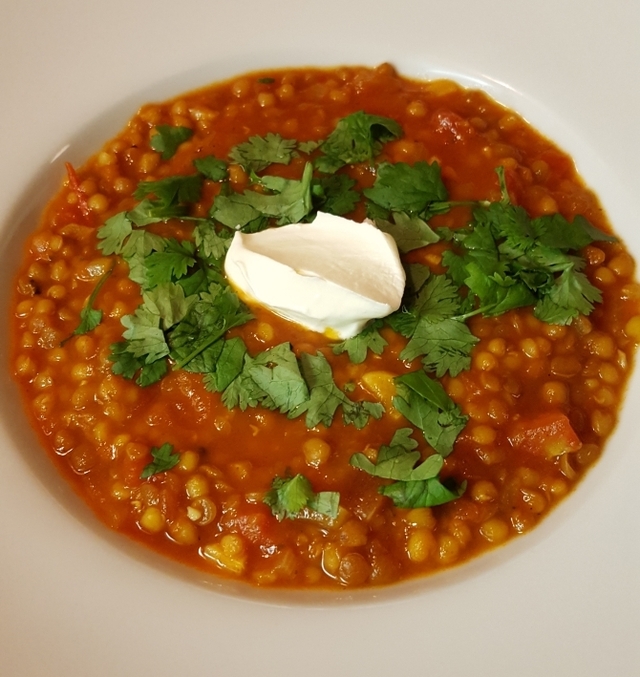 Mausteinen linssikeitto – spicy lentil soup