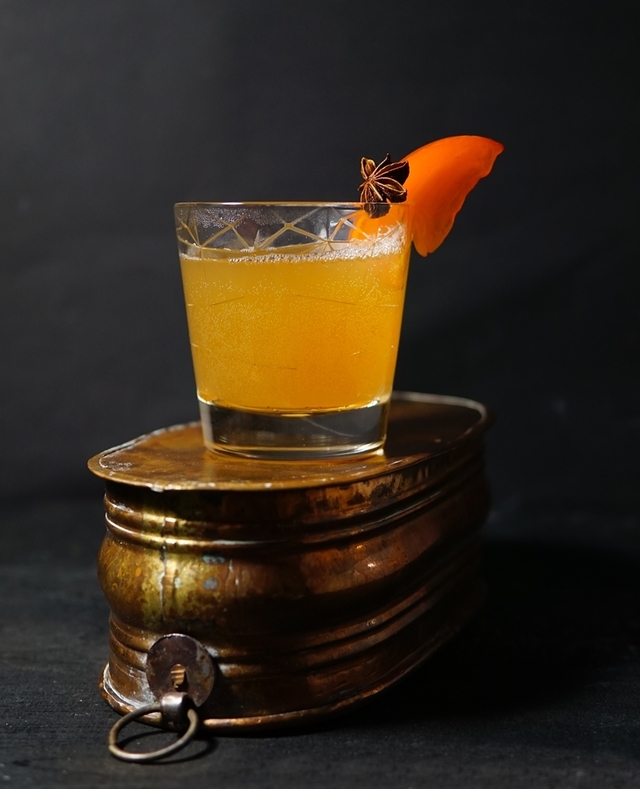 Omenaglögi | Warm winter cocktail