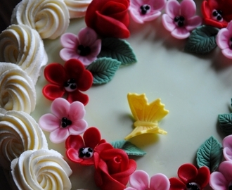 Kukkakakkua / Flower cake