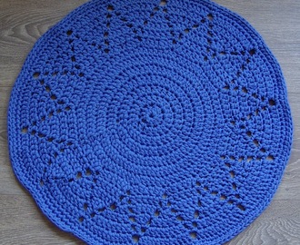 Virkattu pyöreä matto / Round crochet rug