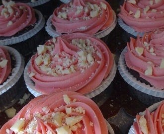 Vanilja-Suklaa Cupcakes