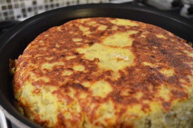 Espanjalainen perunamunakas eli Tortilla Española tai Tortilla de Patatas