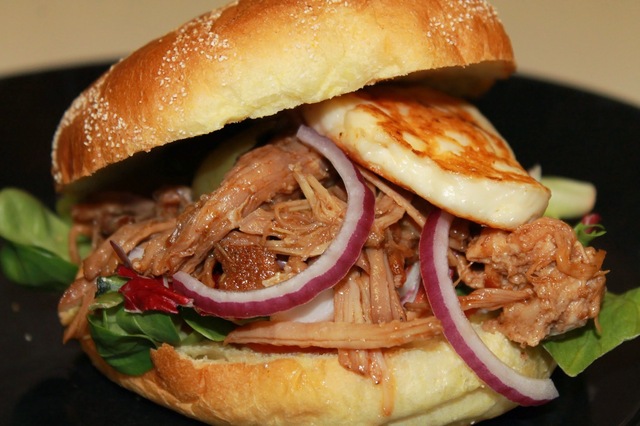 Pulled Pork Burger