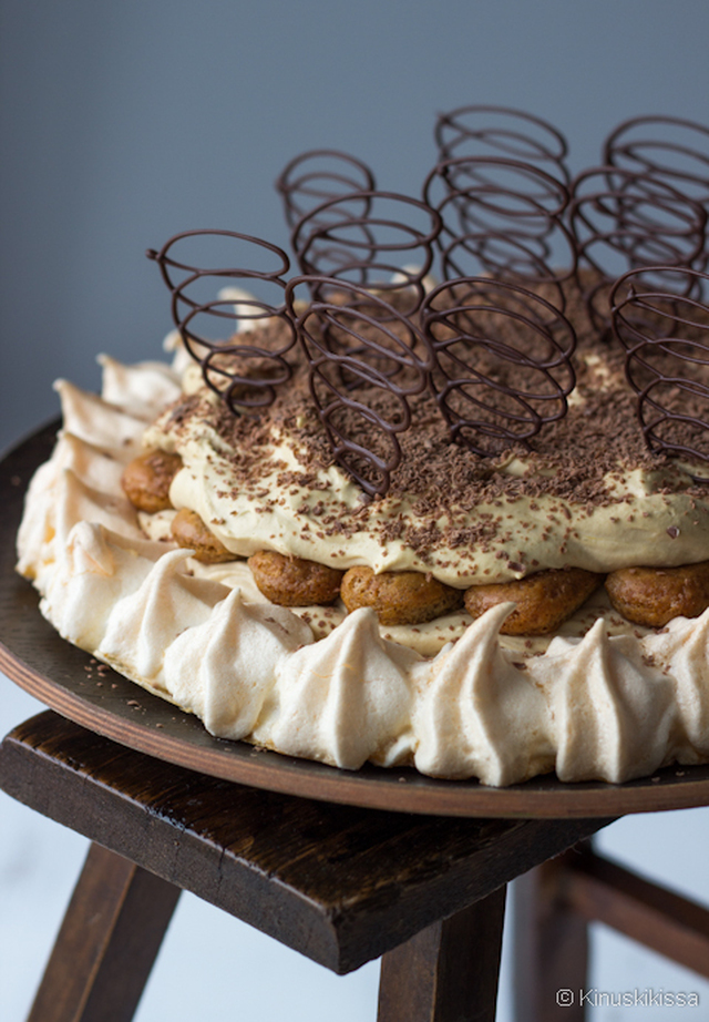 Tiramisu-pavlova