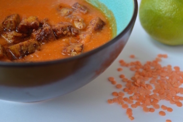 Soppalauantai: Tomaattinen porkkana-linssisosekeitto