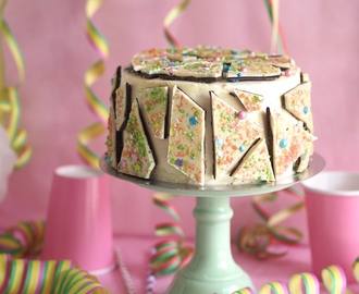 Popping Candy Cake - Onnea 1-vuotiaalle!