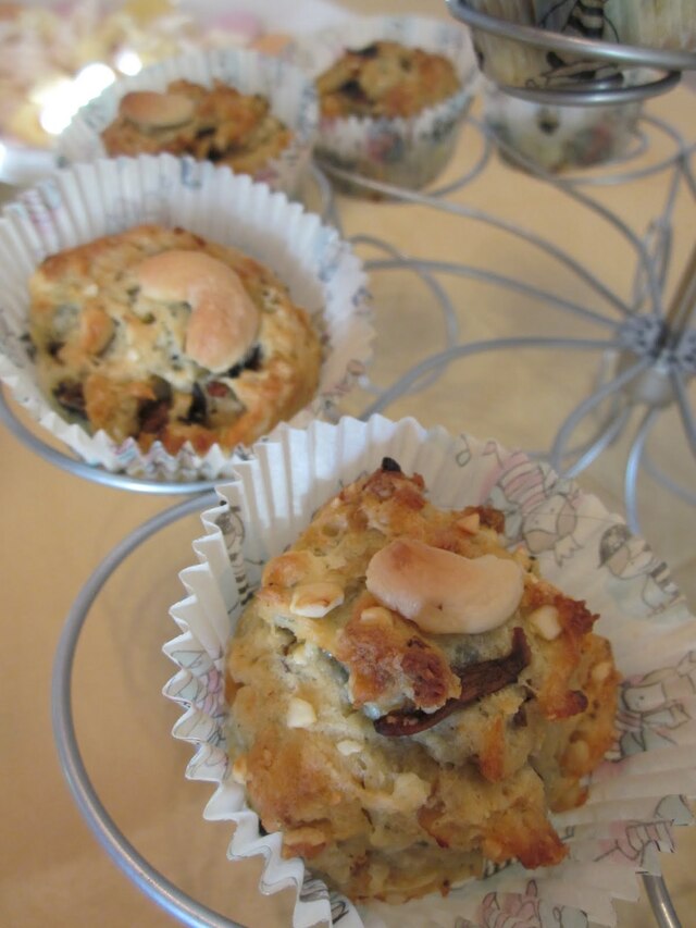 Aurajuustoiset muffinit