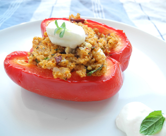 Mediterranean stuffed peppers / Mediteranske punjene paprike / Täytetyt paprikat Välimeren tyyliin