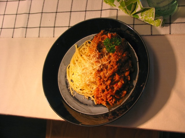 Arkiston herkkuja osa 2. Spaghetti Bolognese