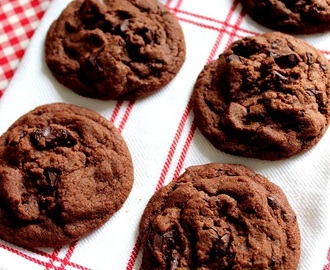 Chewy double chocolate chip cookies