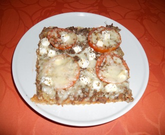 Herkullinen jauhelihapizza