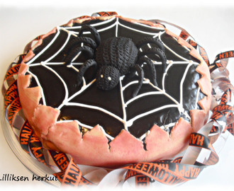 Hauskaa Halloweenia tämän kakun myötä! :)