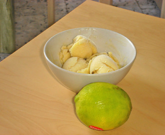 Vegaaninen mango lime jäätelö
