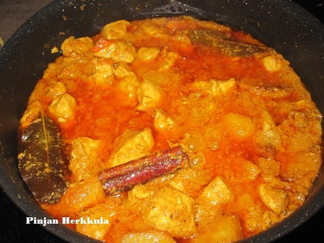 Bengali Bhuna Chicken – Kosha Murgir Mangsho