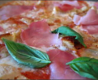Italiaa muistelemassa: pizzatäytteitä