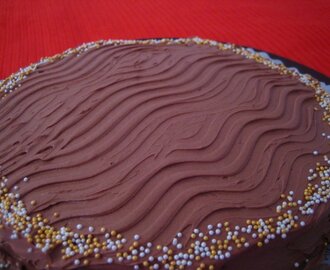 Nigellan suklaakakku